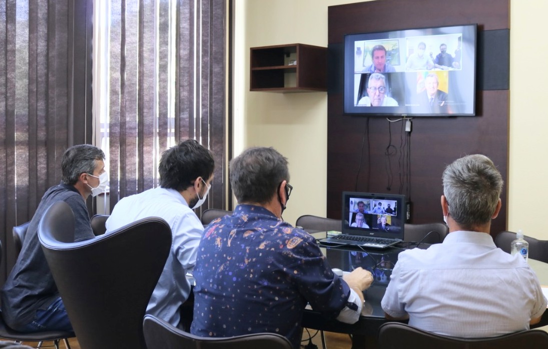 EXECUTIVO PARTICIPA DE VIDEOCONFERÊNCIA COM O SENADOR HEINZE